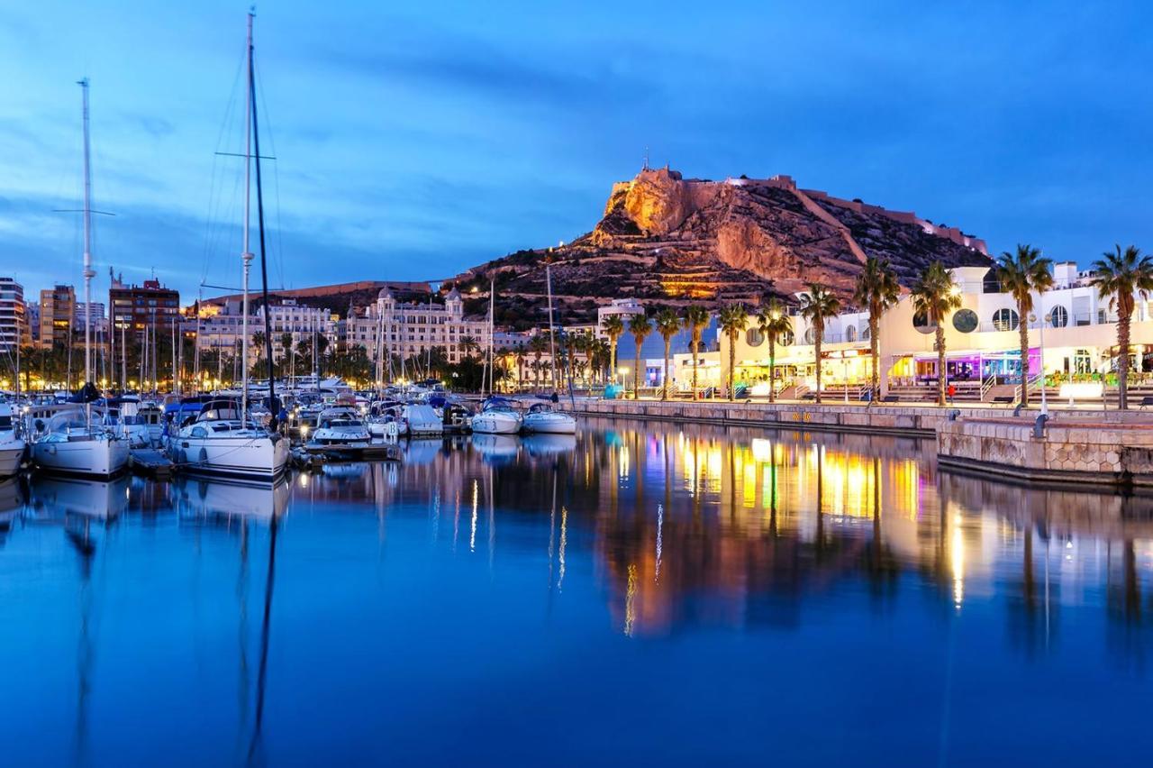 Charlot Center Apartment II Alicante Eksteriør bilde
